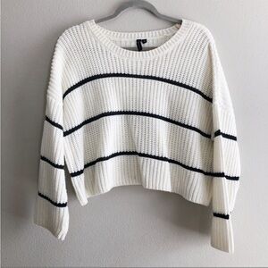 Moon & Madison cropped striped sweater Medium